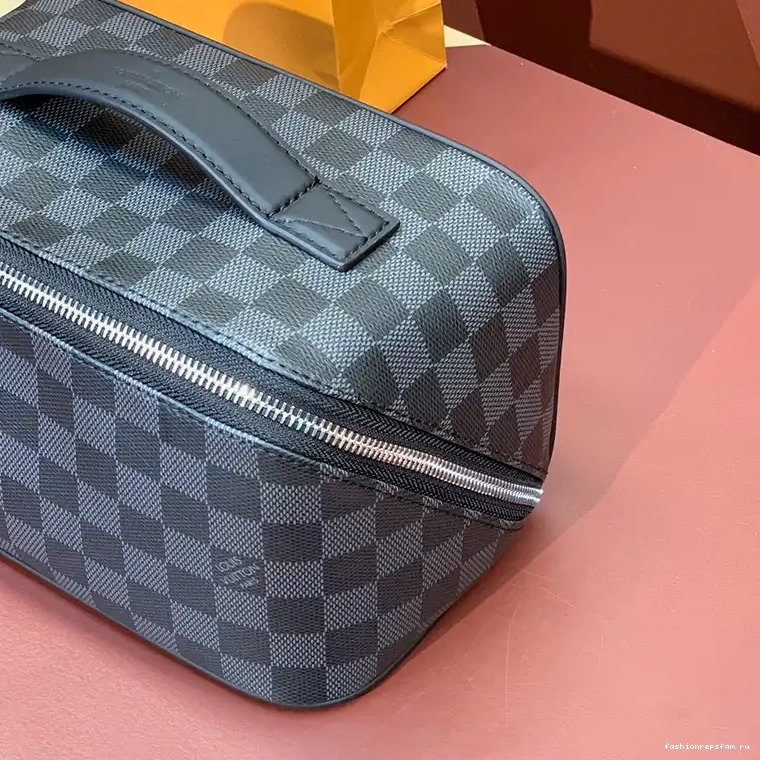 Fashionrepsfam ru Bags LV 2408YA0173 0509